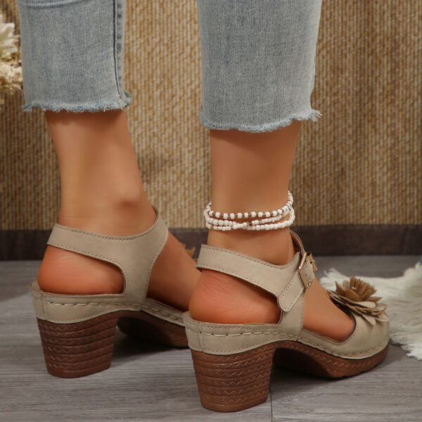 Women's Flowers Chunky Heel Sandals Summer Plus Size Platform Shoes - Image 5