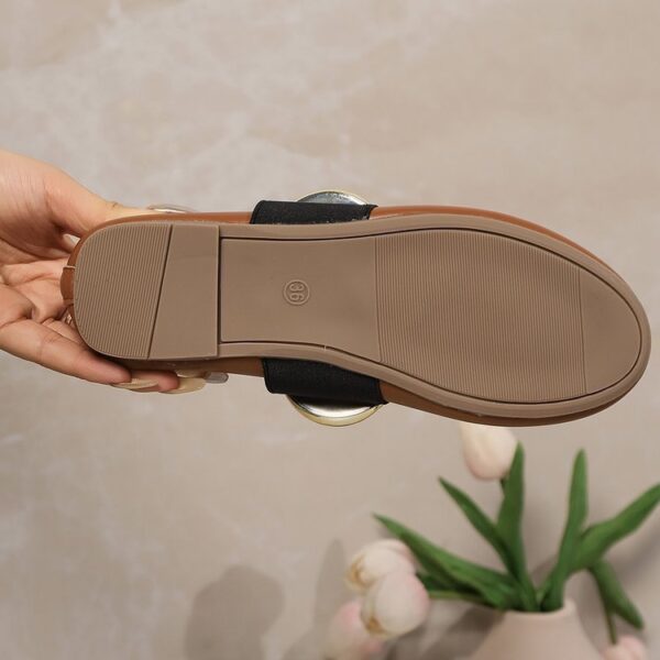 Personalized Flats Shoes With Metal Buckle Design Fashion Round Toe Slip On Loafers For Women - Image 3
