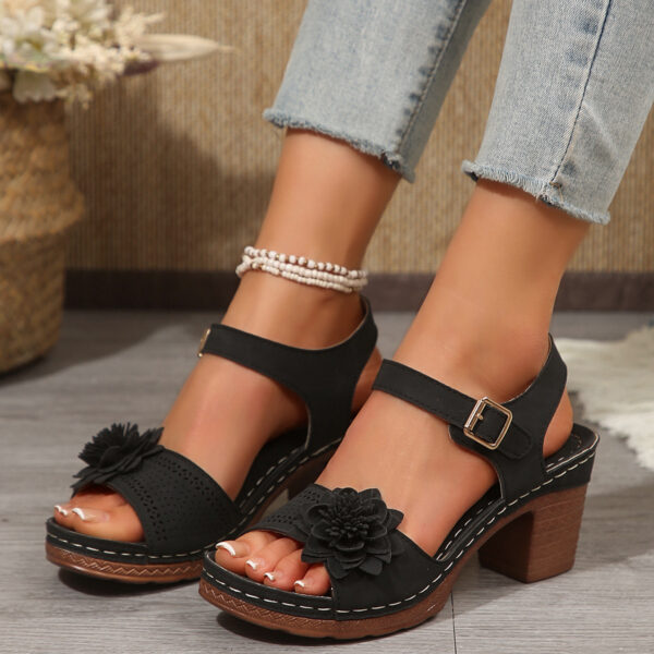 Women's Flowers Chunky Heel Sandals Summer Plus Size Platform Shoes - Image 3
